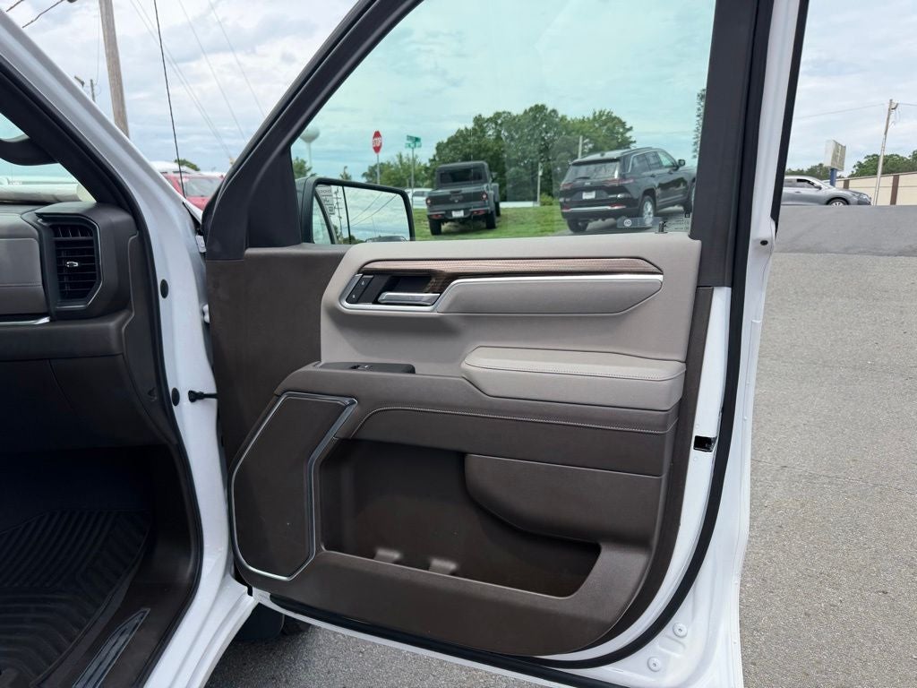 2023 Chevrolet Silverado 1500 4WD Crew Cab Short Bed RST