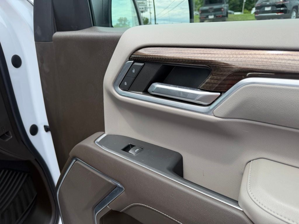 2023 Chevrolet Silverado 1500 4WD Crew Cab Short Bed RST