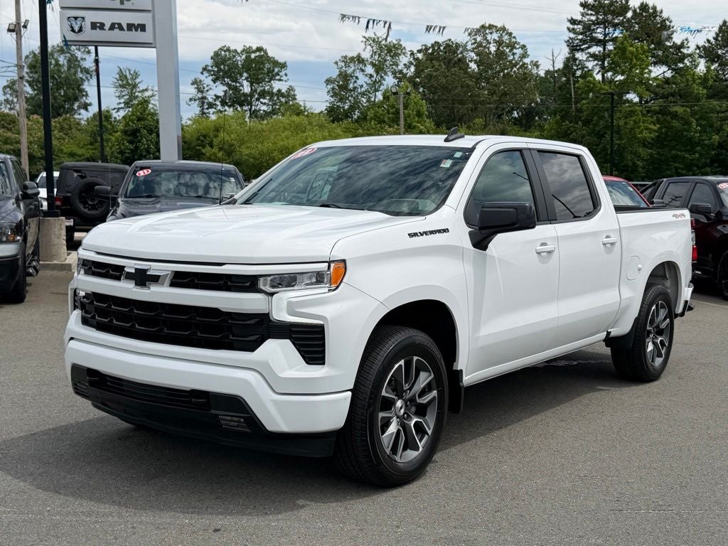 2023 Chevrolet Silverado 1500 4WD Crew Cab Short Bed RST