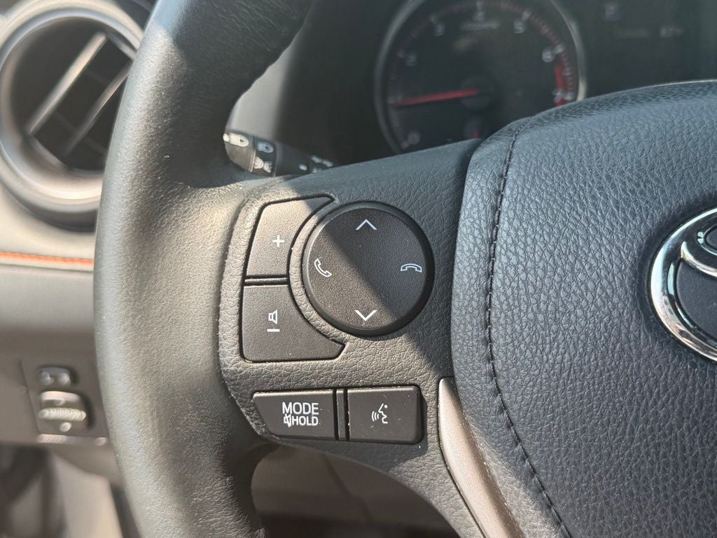 2017 Toyota RAV4 SE