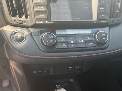 2017 Toyota RAV4 SE