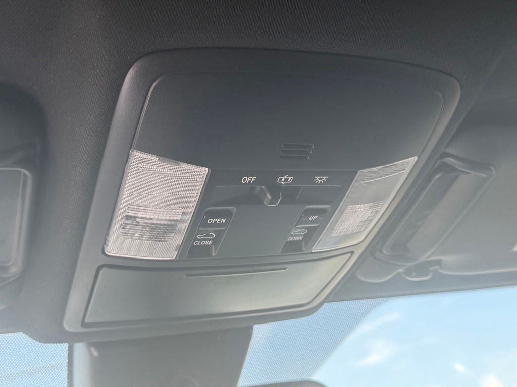 2017 Toyota RAV4 SE