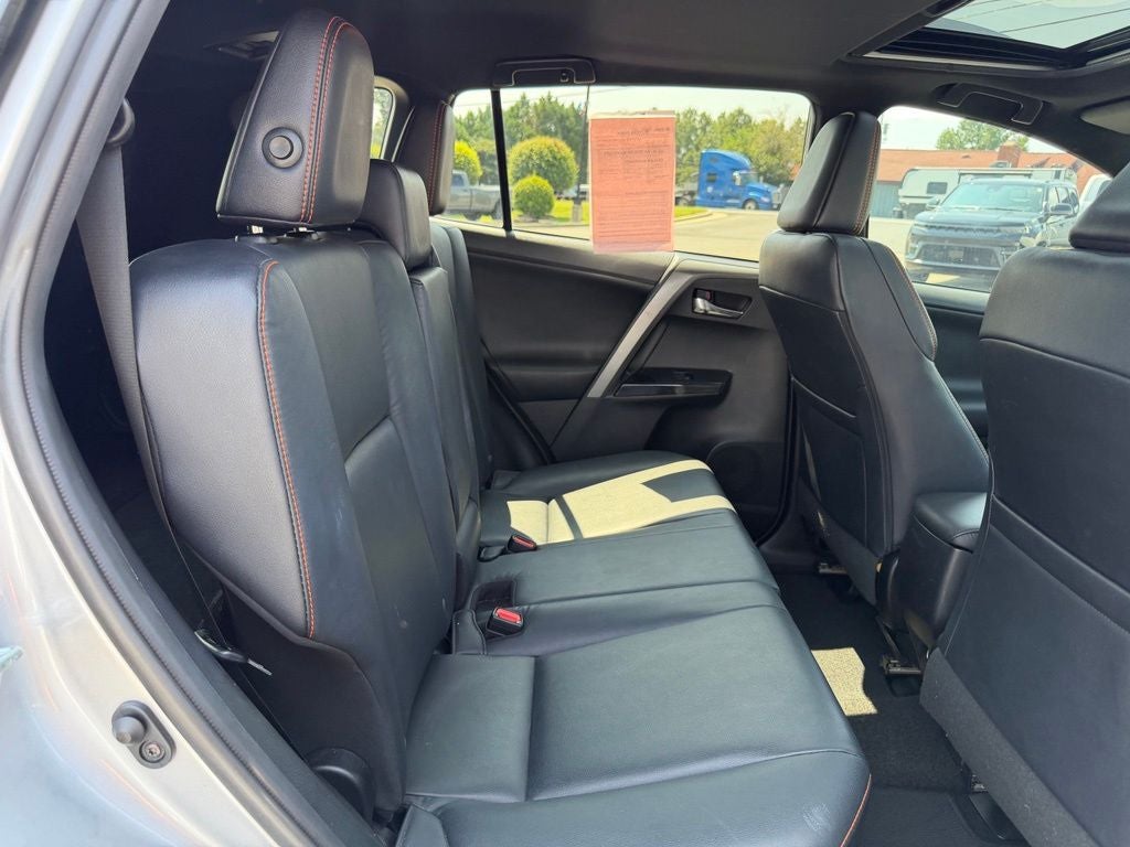 2017 Toyota RAV4 SE