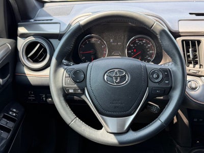 2017 Toyota RAV4 SE
