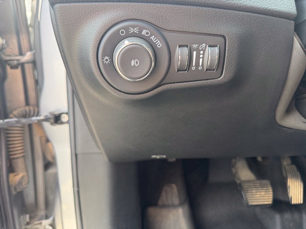 2021 Jeep Compass Latitude FWD
