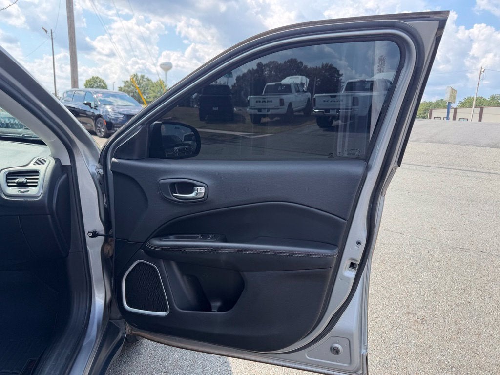 2021 Jeep Compass Latitude FWD