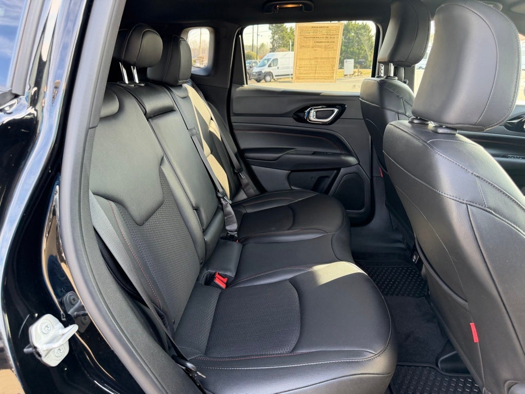 2025 Jeep Compass Trailhawk 4x4