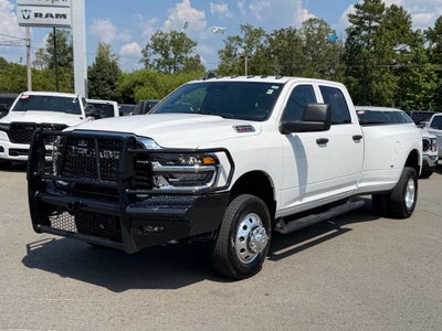 2025 RAM 3500 Tradesman Crew Cab 4x4 8' Box
