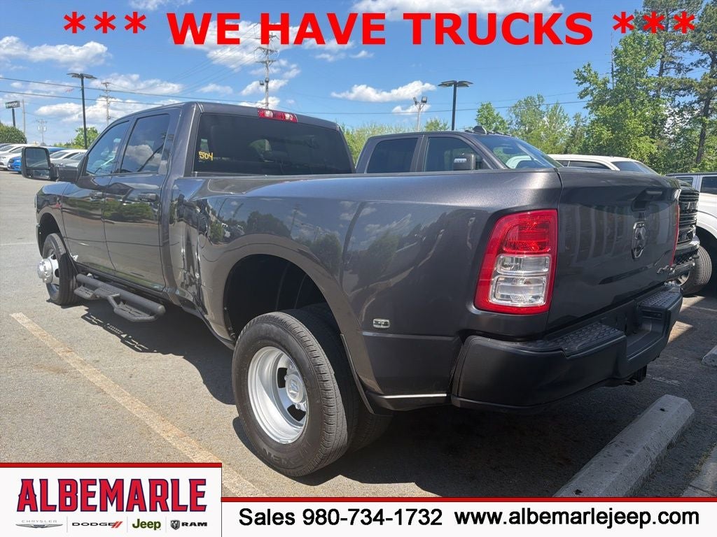 2024 RAM 3500 Tradesman Crew Cab 4x4 8' Box