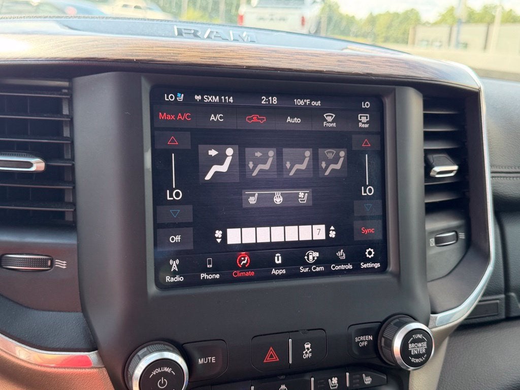 2019 RAM 3500 Laramie Crew Cab 4x4 8' Box