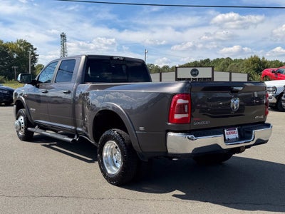 2019 RAM 3500 Laramie Crew Cab 4x4 8' Box