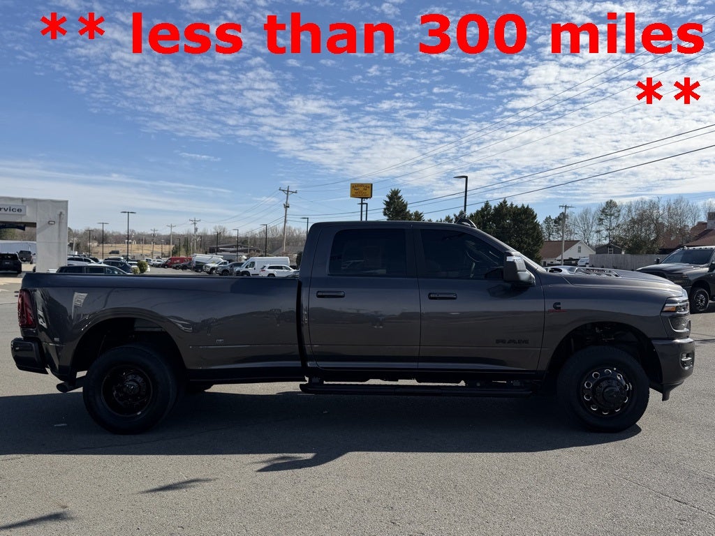 2025 RAM 3500 Laramie Crew Cab 4x4 8' Box