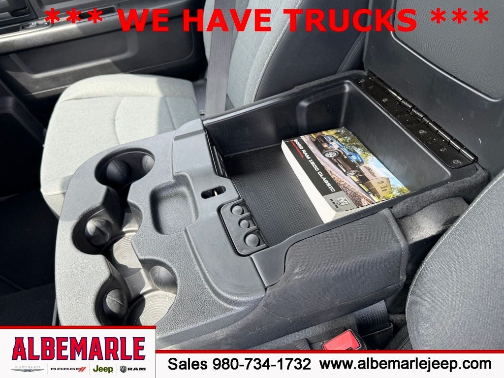 2022 RAM 1500 Classic Tradesman Crew Cab 4x2 5'7' Box