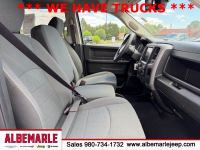 2022 RAM 1500 Classic Tradesman Crew Cab 4x2 5'7' Box