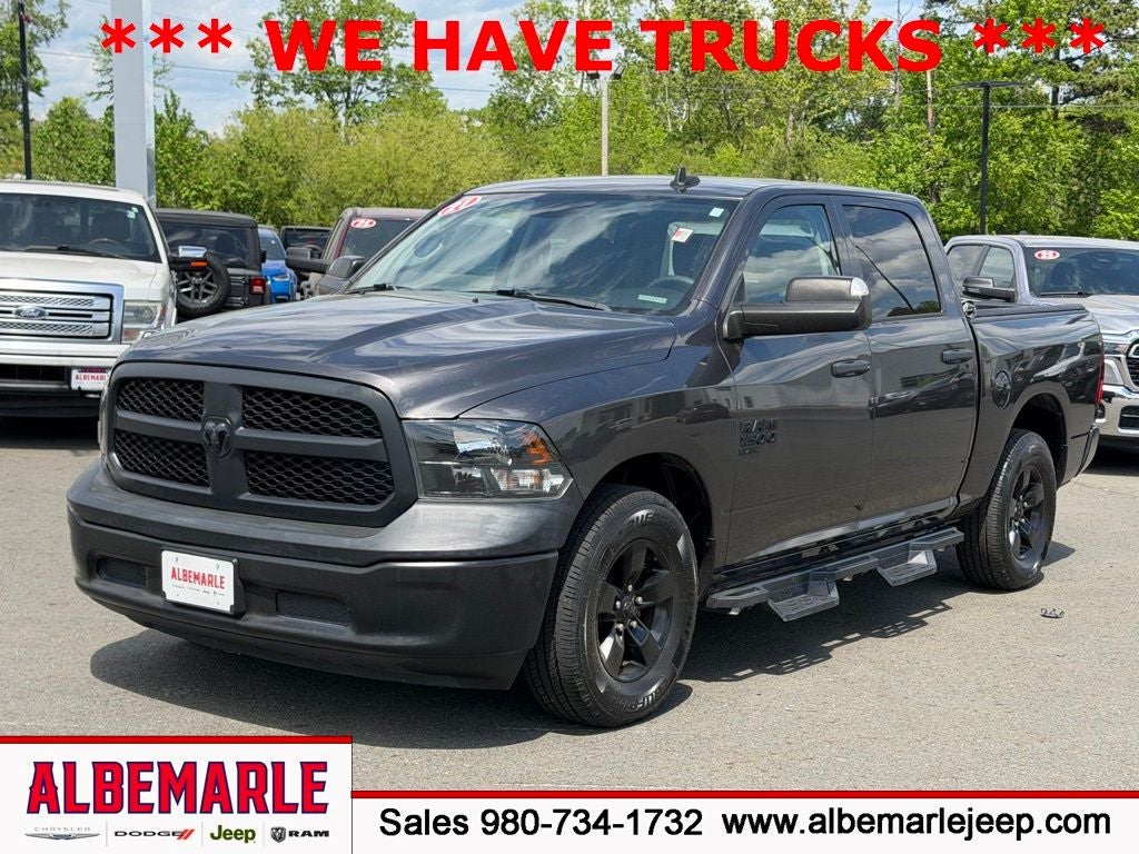 2022 RAM 1500 Classic Tradesman Crew Cab 4x2 5'7' Box