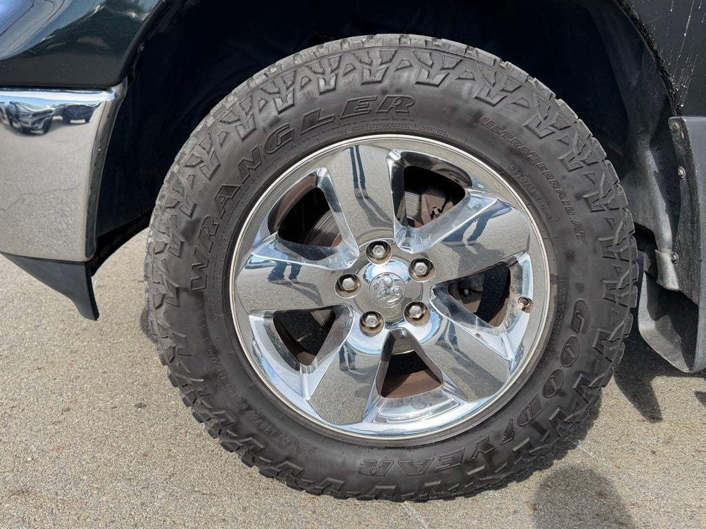 2017 RAM 1500 Big Horn Crew Cab 4x4 5'7' Box