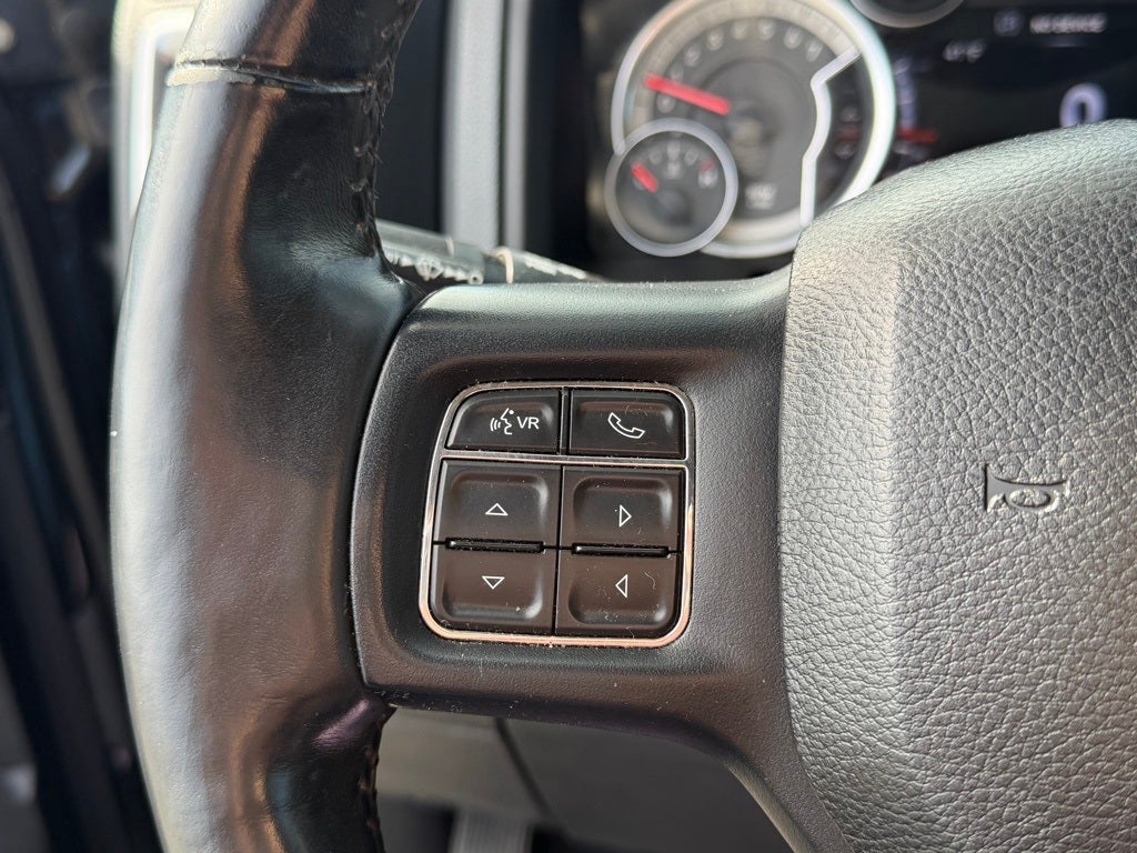 2017 RAM 1500 Big Horn Crew Cab 4x4 5'7' Box