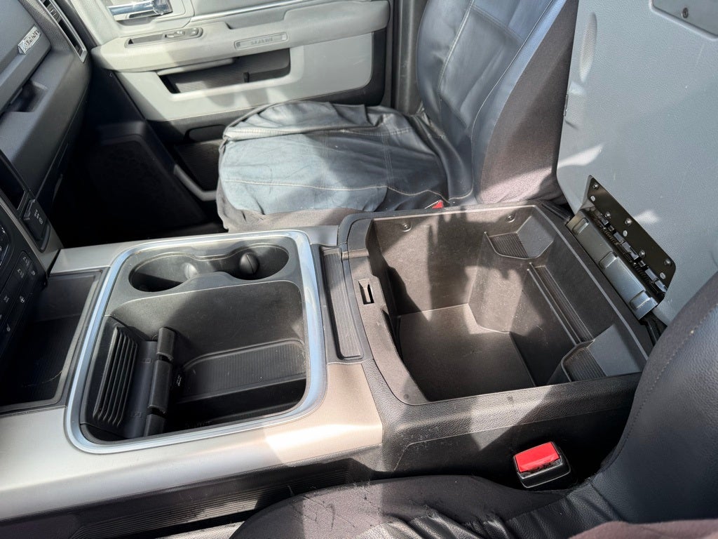 2017 RAM 1500 Big Horn Crew Cab 4x4 5'7' Box