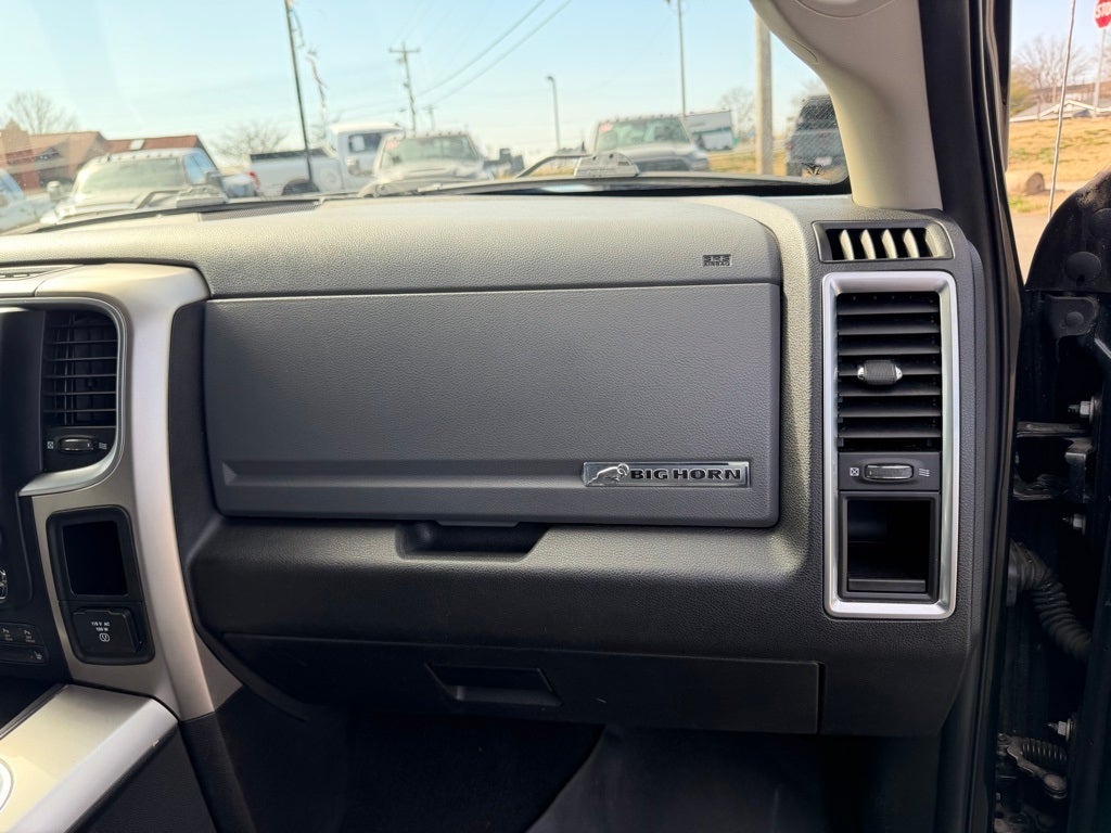 2017 RAM 1500 Big Horn Crew Cab 4x4 5'7' Box