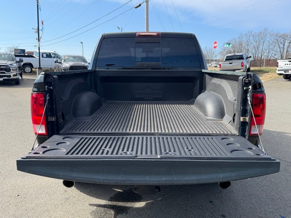 2017 RAM 1500 Big Horn Crew Cab 4x4 5'7' Box