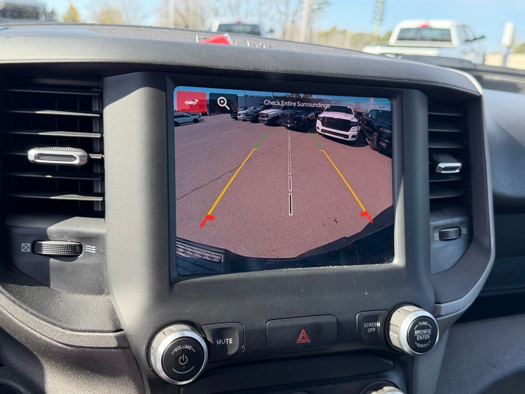 2024 RAM 2500 Tradesman Crew Cab 4x4 6'4' Box