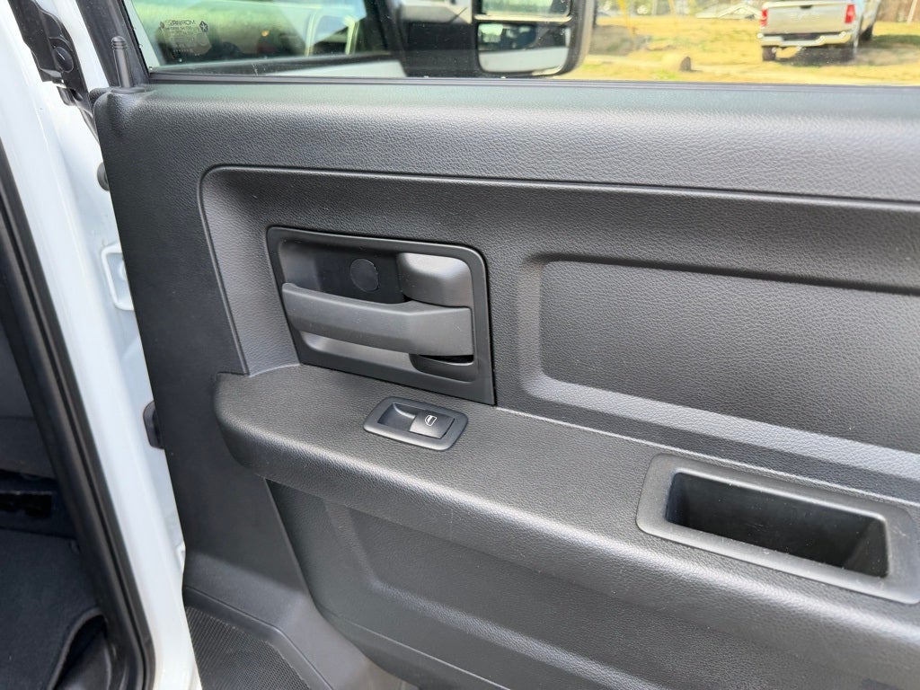 2024 RAM 2500 Tradesman Crew Cab 4x4 6'4' Box