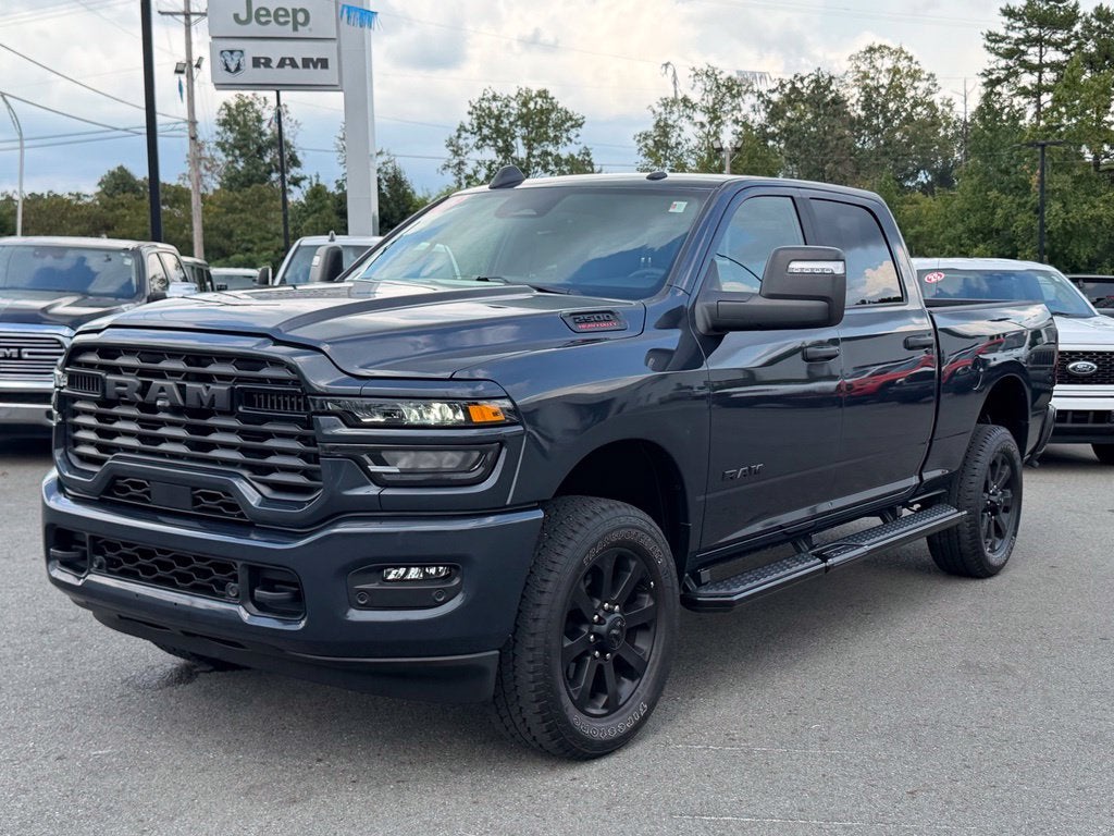 2025 RAM 2500 Big Horn Crew Cab 4x4 6'4' Box