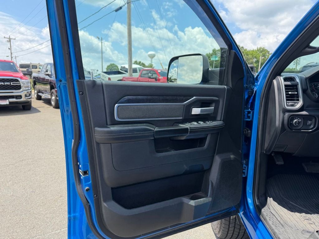 2021 RAM 2500 Big Horn Crew Cab 4x4 6'4' Box
