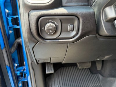 2021 RAM 2500 Big Horn Crew Cab 4x4 6'4' Box