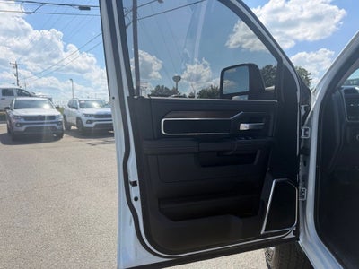 2024 RAM 2500 Laramie Crew Cab 4x4 6'4' Box
