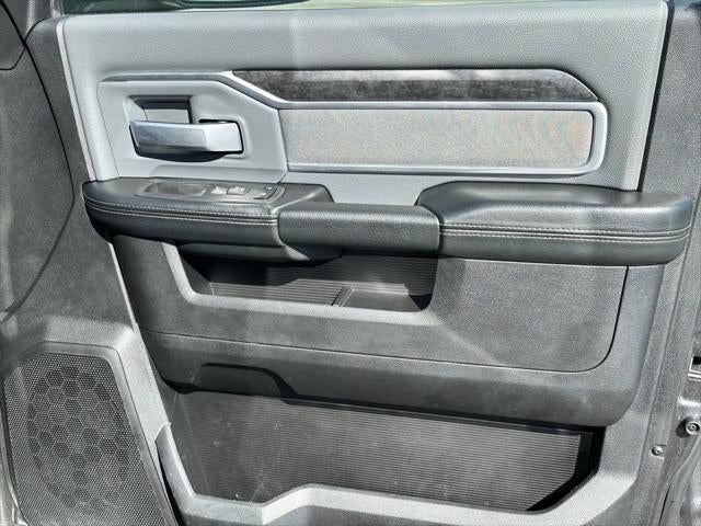 2021 RAM 2500 Big Horn Crew Cab 4x4 8' Box