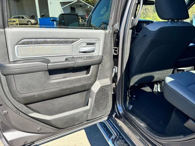 2021 RAM 2500 Big Horn Crew Cab 4x4 8' Box
