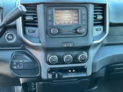 2021 RAM 2500 Big Horn Crew Cab 4x4 8' Box