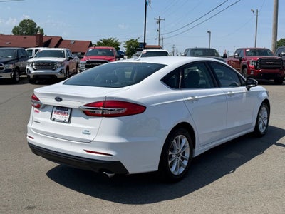 2020 Ford Fusion SE