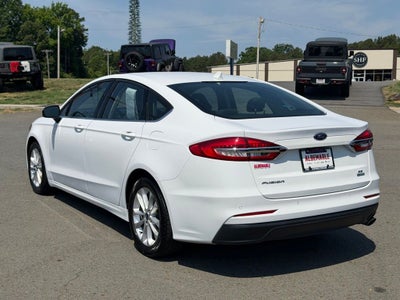 2020 Ford Fusion SE