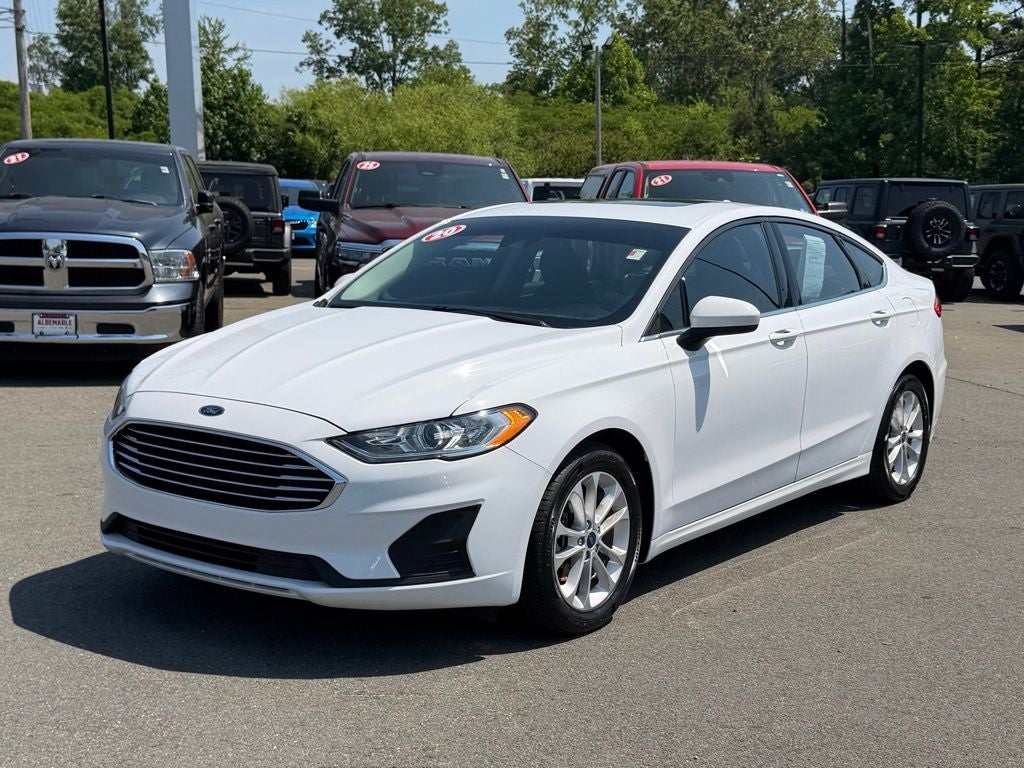 2020 Ford Fusion SE
