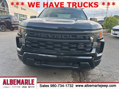 2023 Chevrolet Silverado 1500 2WD Crew Cab Short Bed Custom