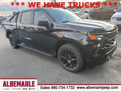 2023 Chevrolet Silverado 1500 2WD Crew Cab Short Bed Custom