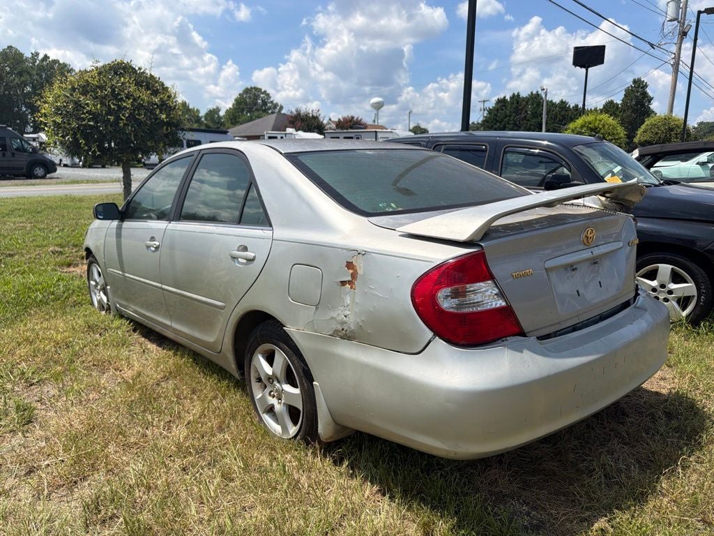 2004 Toyota Camry SE V6