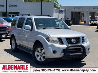 2012 Nissan Pathfinder SV