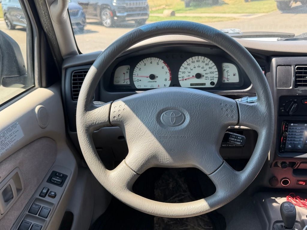 2004 Toyota Tacoma Base V6