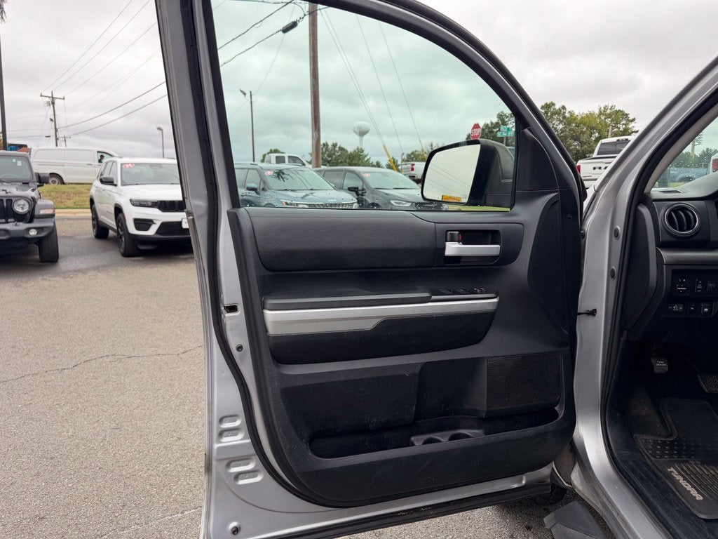 2015 Toyota Tundra SR5 5.7L V8