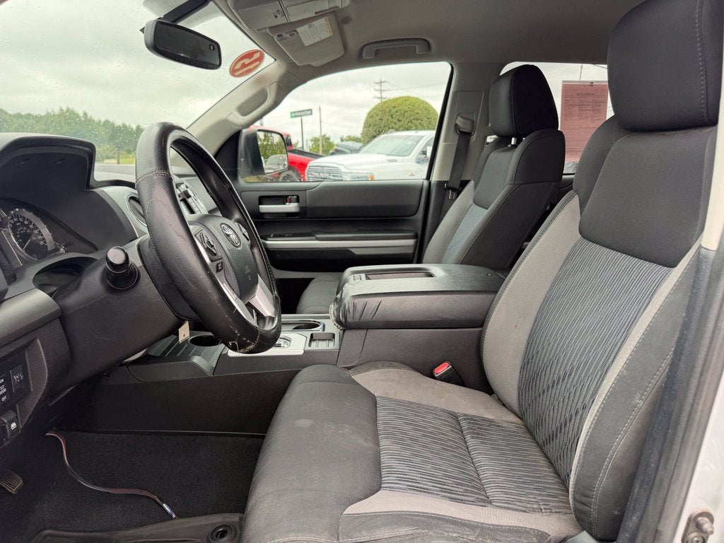 2015 Toyota Tundra SR5 5.7L V8