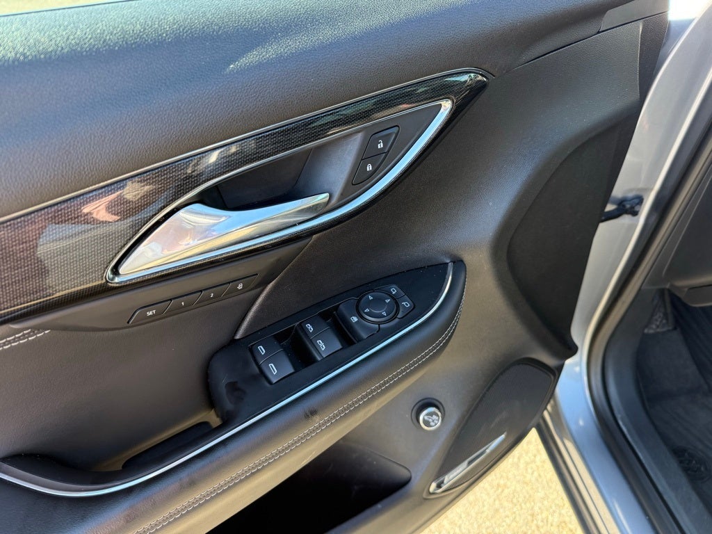 2022 Buick Envision AWD Essence