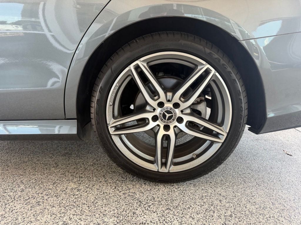 2019 Mercedes-Benz E 300 E 300