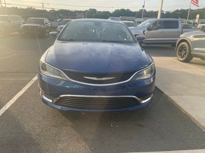 2016 Chrysler 200 Limited