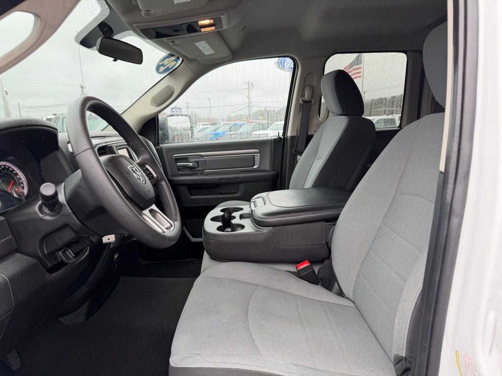 2024 RAM 1500 Classic SLT