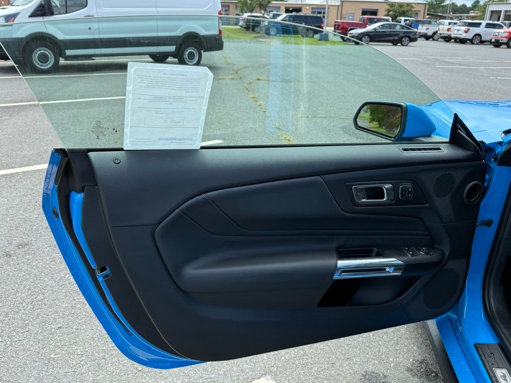 2025 Ford Mustang GT Premium