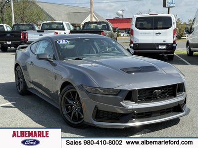 2025 Ford Mustang Dark Horse