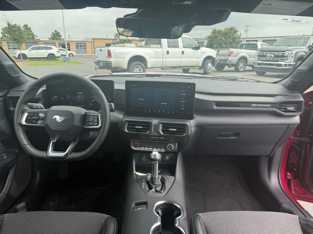 2025 Ford Mustang EcoBoost